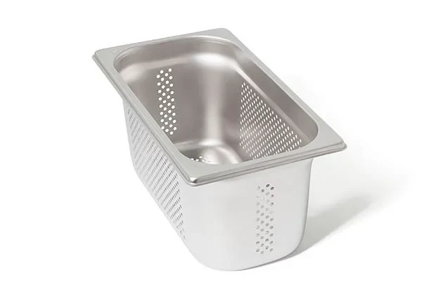 Bac GN Rieber en acier inoxydable GN 1/3 perforé - 150 mm, capacité : 4,9 litres, modèle 13 154