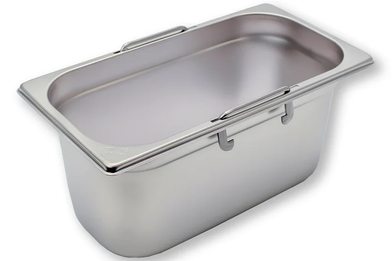 Bac GN Rieber en acier inoxydable GN 1/3 avec poignées encastrables - 150 mm, capacité : 4,9 litres, Mod. 13 150 F