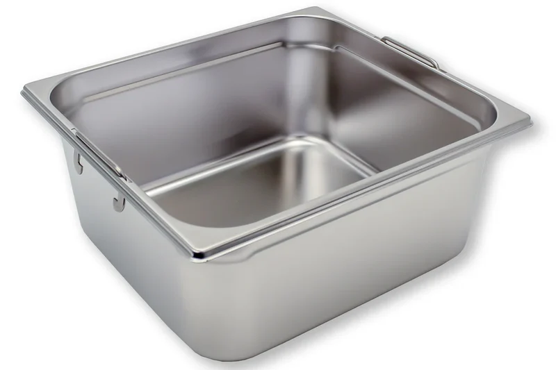 Bac GN Rieber en acier inoxydable GN 2/3 avec poignées encastrables - 150 mm, capacité : 11,8 litres, Mod. 23 150 F