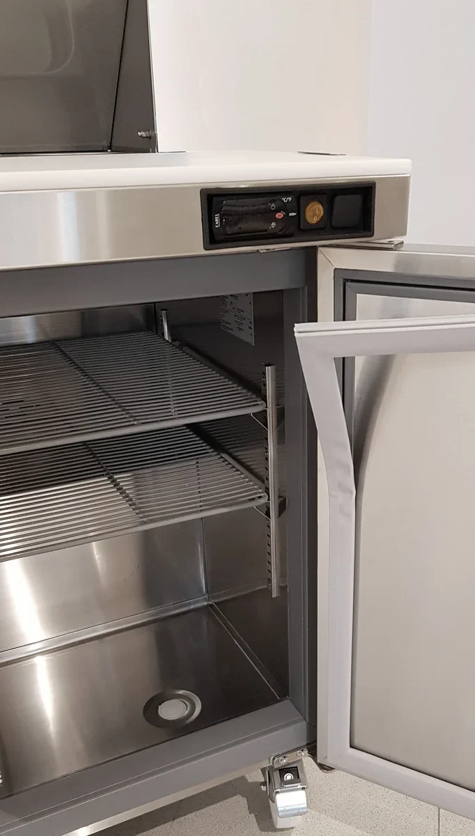 Coreco Saladette US Range 1200 - 1/2