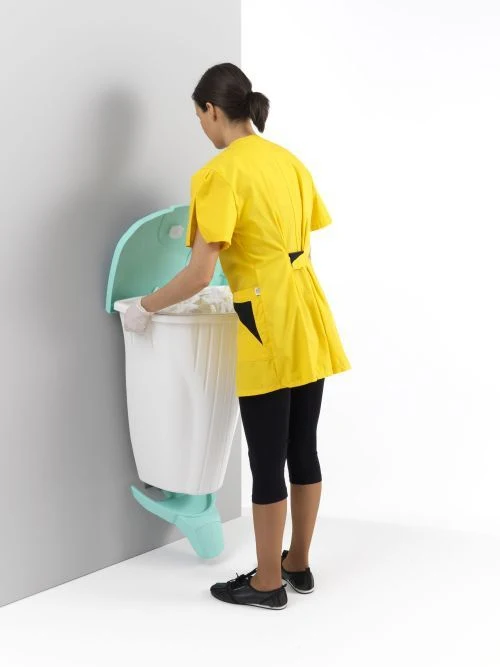 Poubelle murale design avec pédale