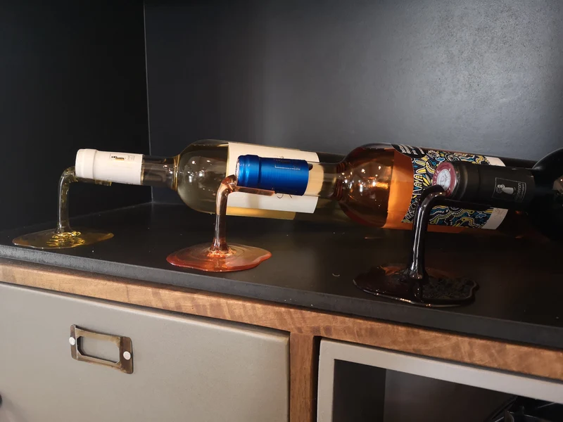 Porte Bouteille décoratif (Copie)