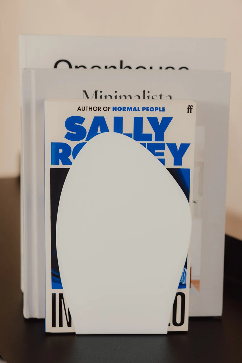 BUCHSTÜTZE DARCY