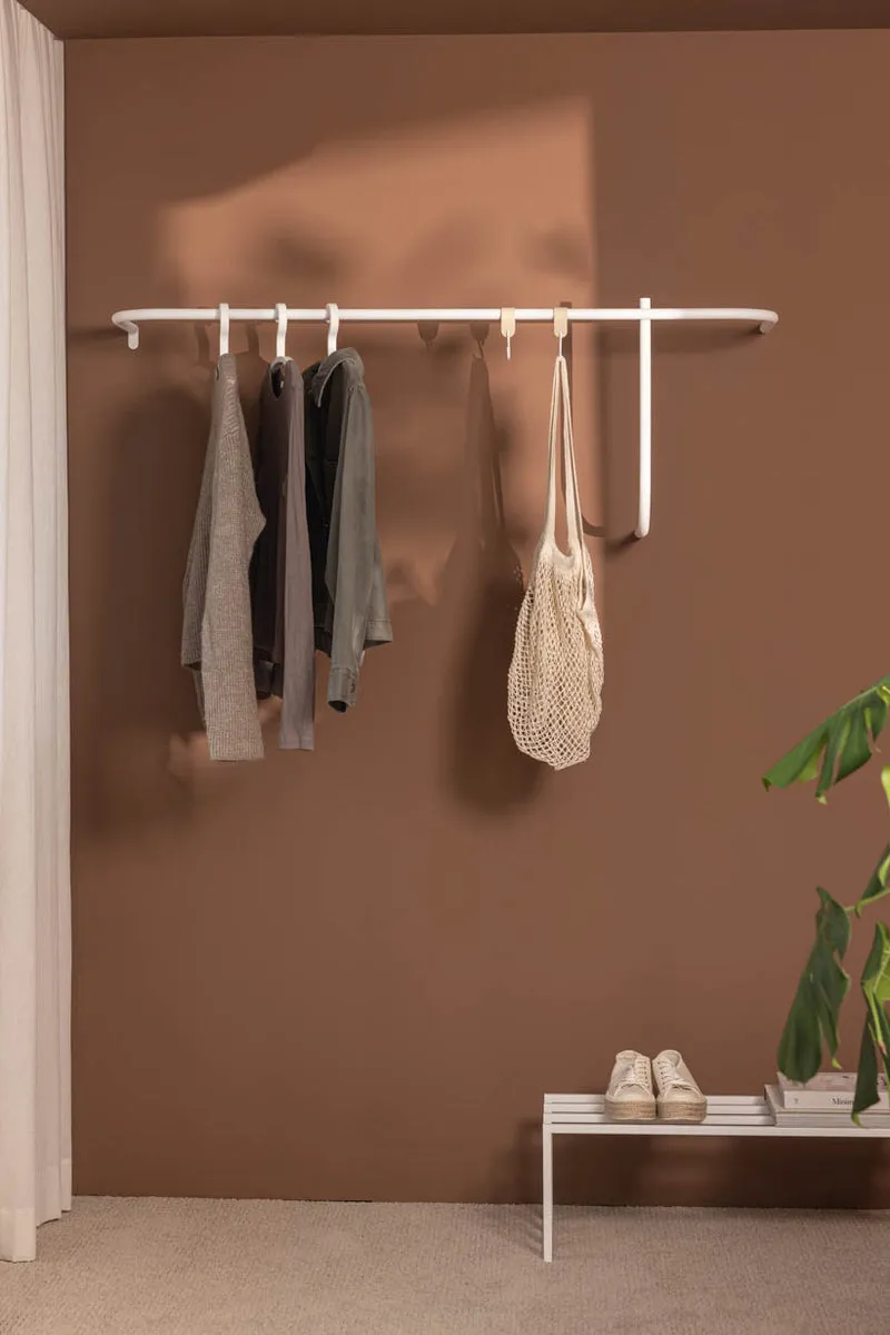 GARDEROBE TAMINA