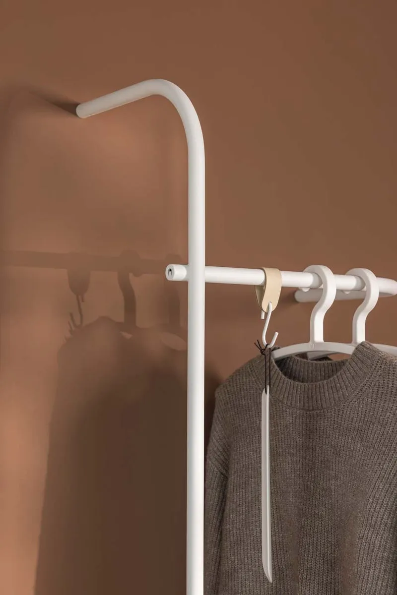GARDEROBE TAMINA