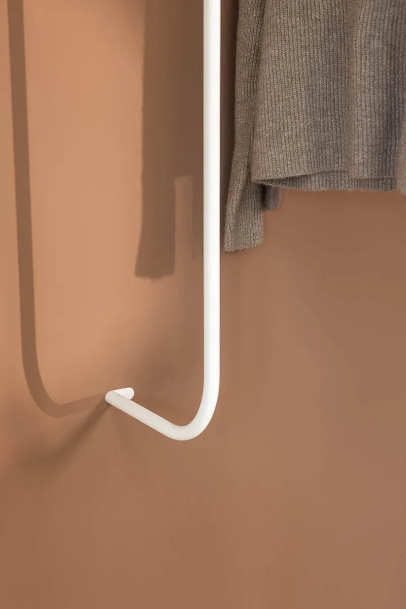GARDEROBE TAMINA