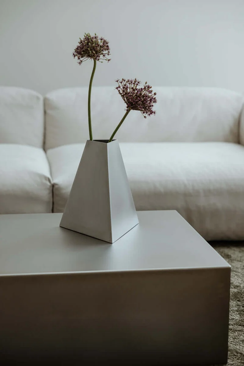 VASE RAW V