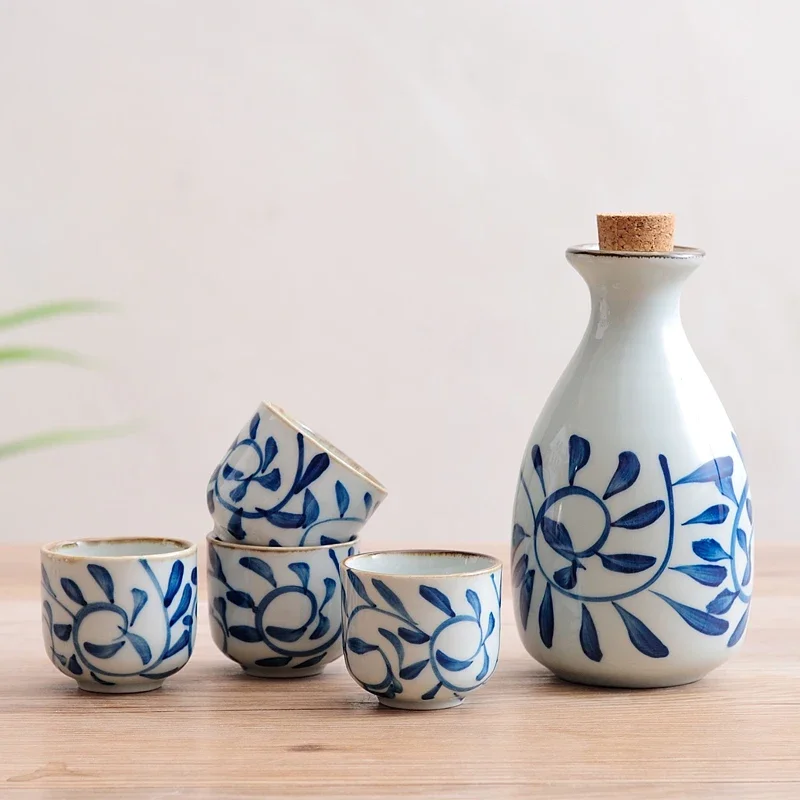 Service verre saké et carafe japonaise