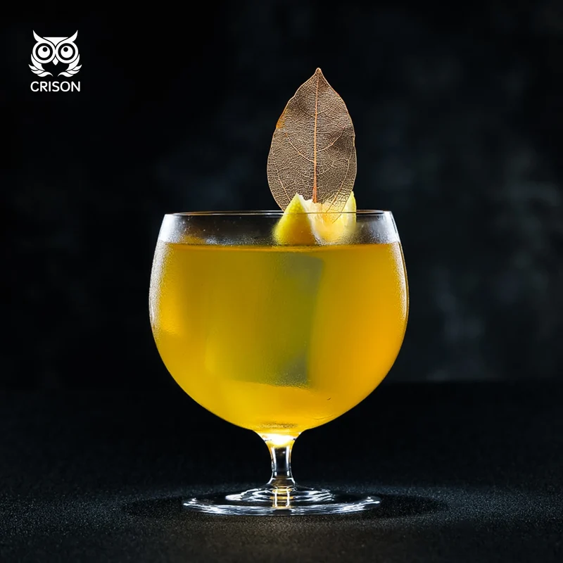 Verre à gin tonic à petit pied 285ml