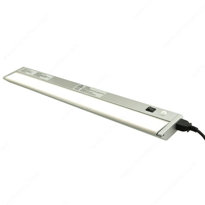 Luminaire utilitaire à DEL PERNO III à détecteur de mouvement intégré