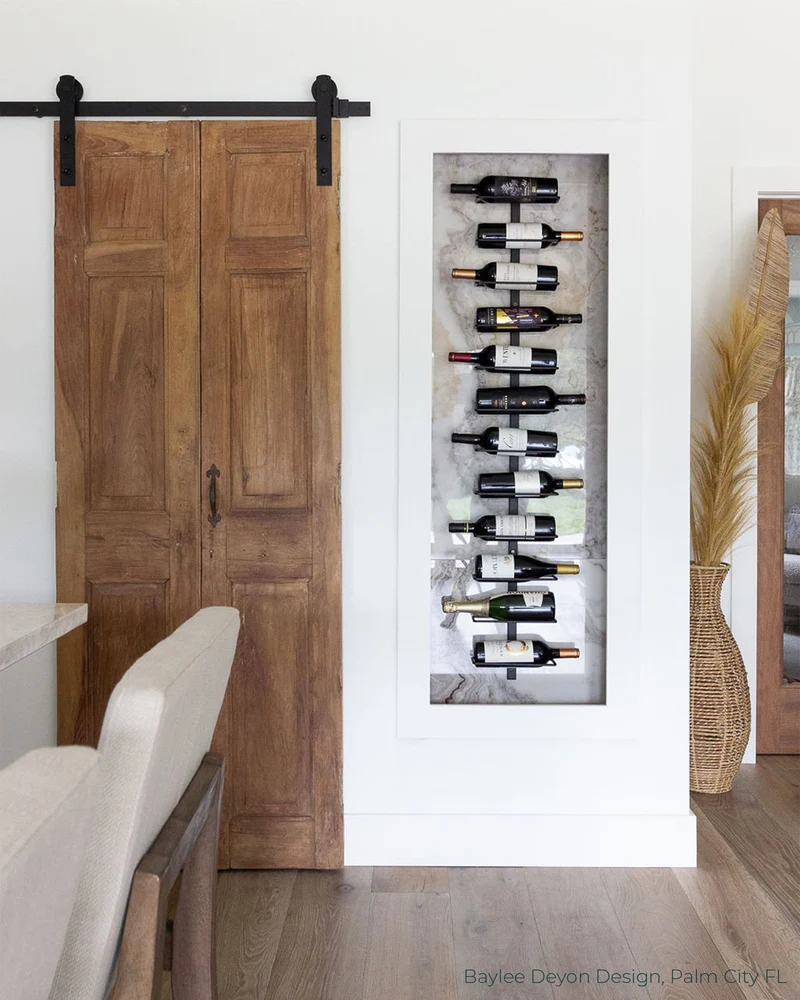 Center Frame Wall-Mounted Wine Rack | Label-View Metal Wine Display