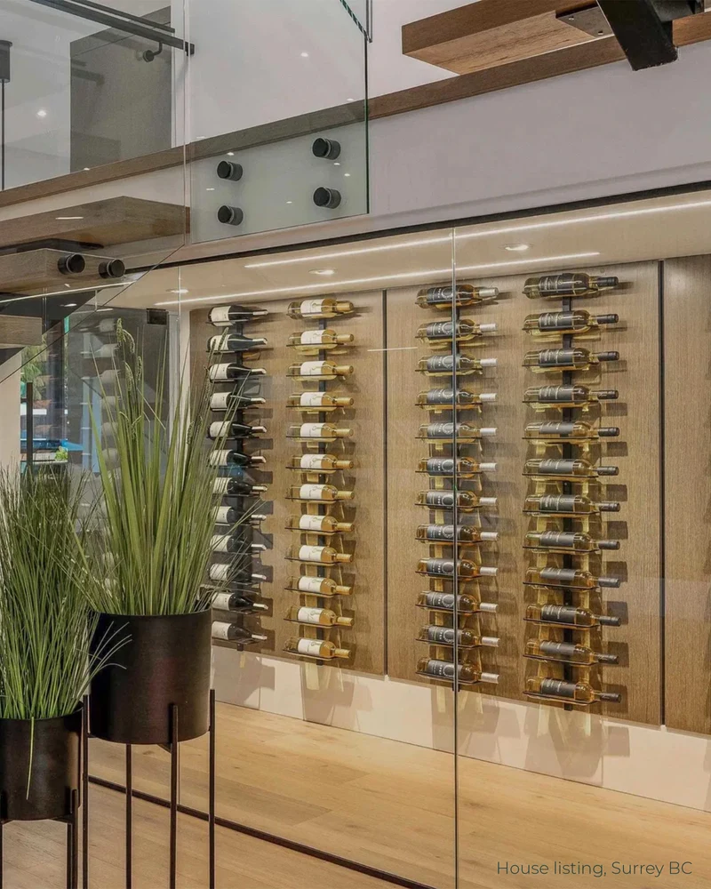 Center Frame Wall-Mounted Wine Rack | Label-View Metal Wine Display