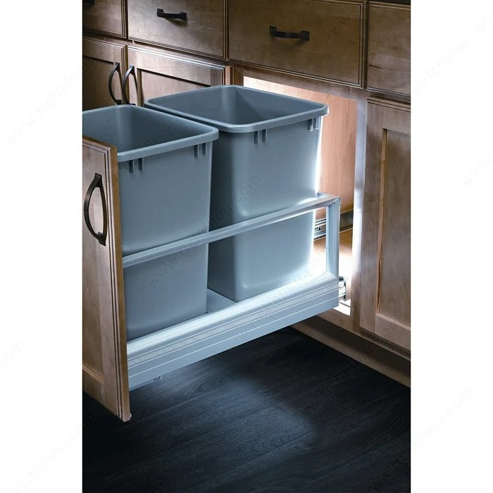 Centre de recyclage coulissant à bac double Rev-A-Shelf