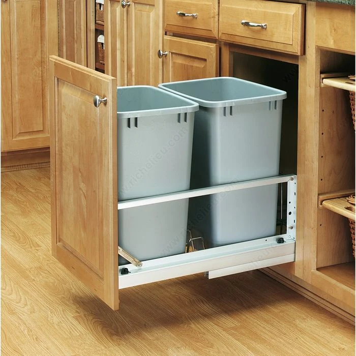 Centre de recyclage coulissant à bac double Rev-A-Shelf