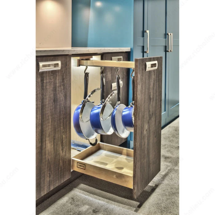 Organisateur à casseroles et à poêles et système coulissant à fermeture amortie BLUMOTION Rev-A-Shelf
