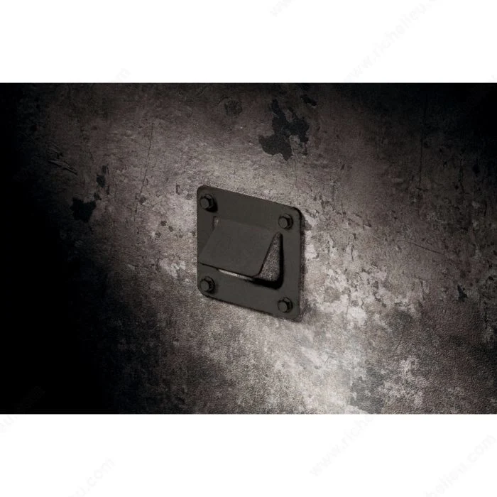 Poignée contemporaine en métal - PA070Z