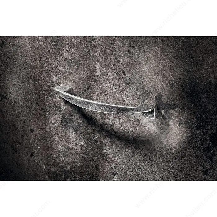 Poignée contemporaine en métal - MN905Z