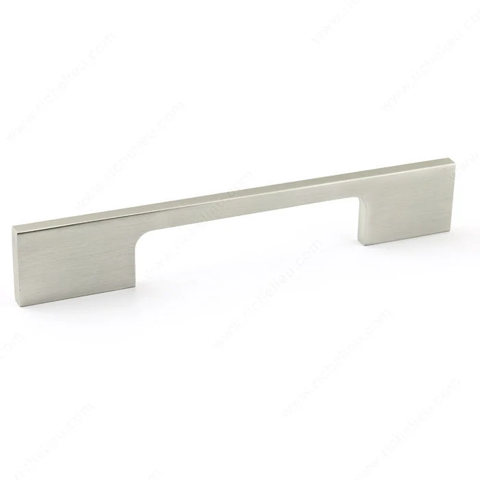 Poignée contemporaine en aluminium - 720