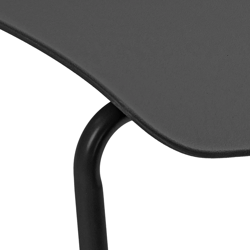 Chaise noire au design épuré – Style contemporain plastique noir cadre métal noir 10_0008266