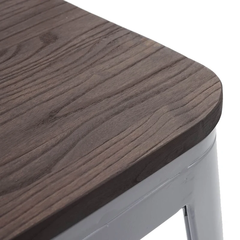 Lot de 4 tabourets bas design industriel empilables assise en bois en métal gris 04_0005230