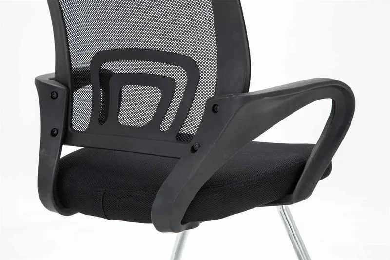 Chaise de bureau reception sans roulettes dossier en maille avec accoudoirs noir BUR10499